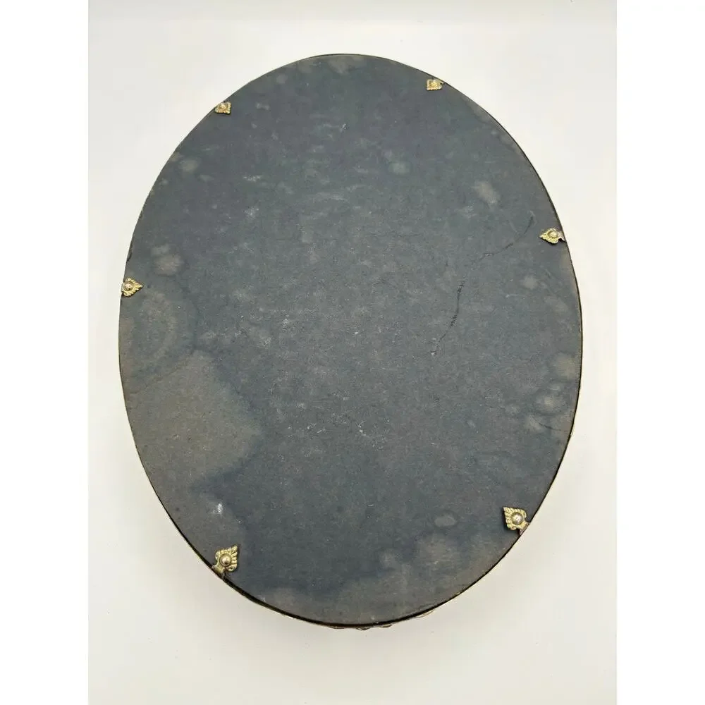 None and/or Unknown vintage oval